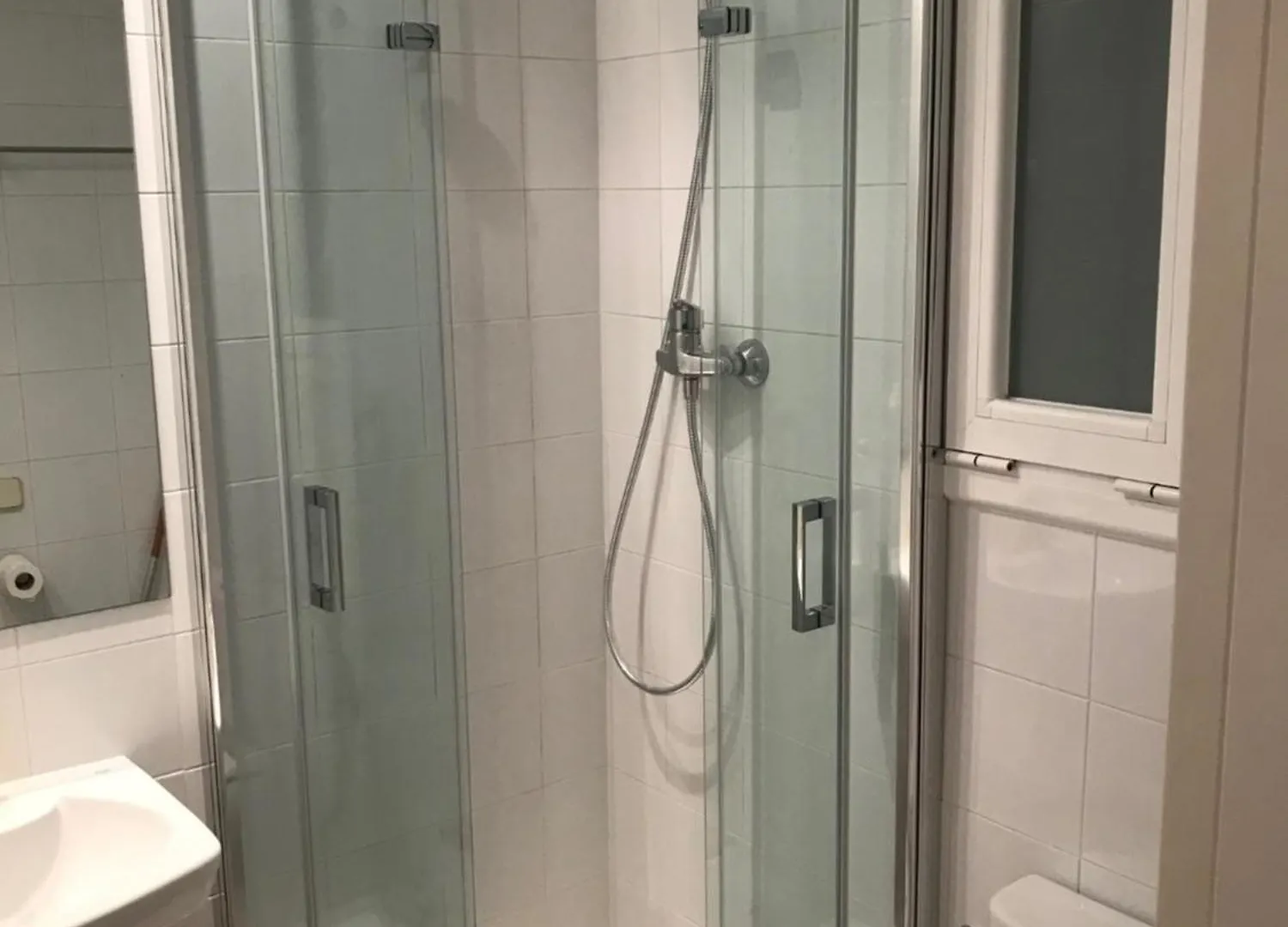 2 Bedrooms By Sants Market Barcelona Spain